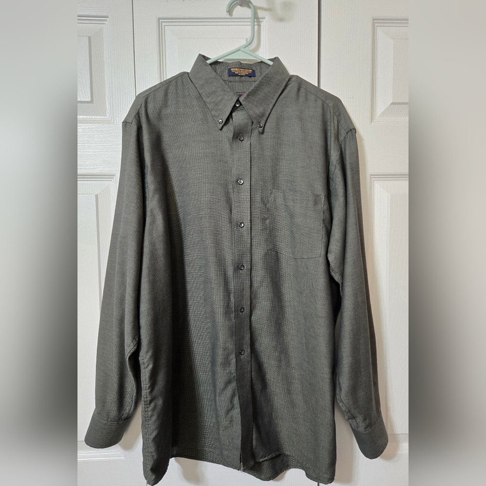 Green Button Down Shirt, Wrinkle Free Oxford, Size 17.5 34/35, The Arrow Company